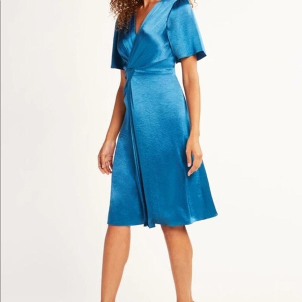 Elie Tahari Silvana Shift Dress